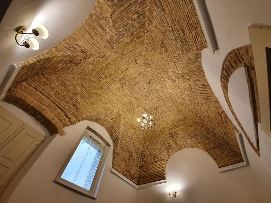 Casa Santa Maria - Beautifully Restored House In Centro Storico Irsina Basilicata Puglia Dış mekan fotoğraf